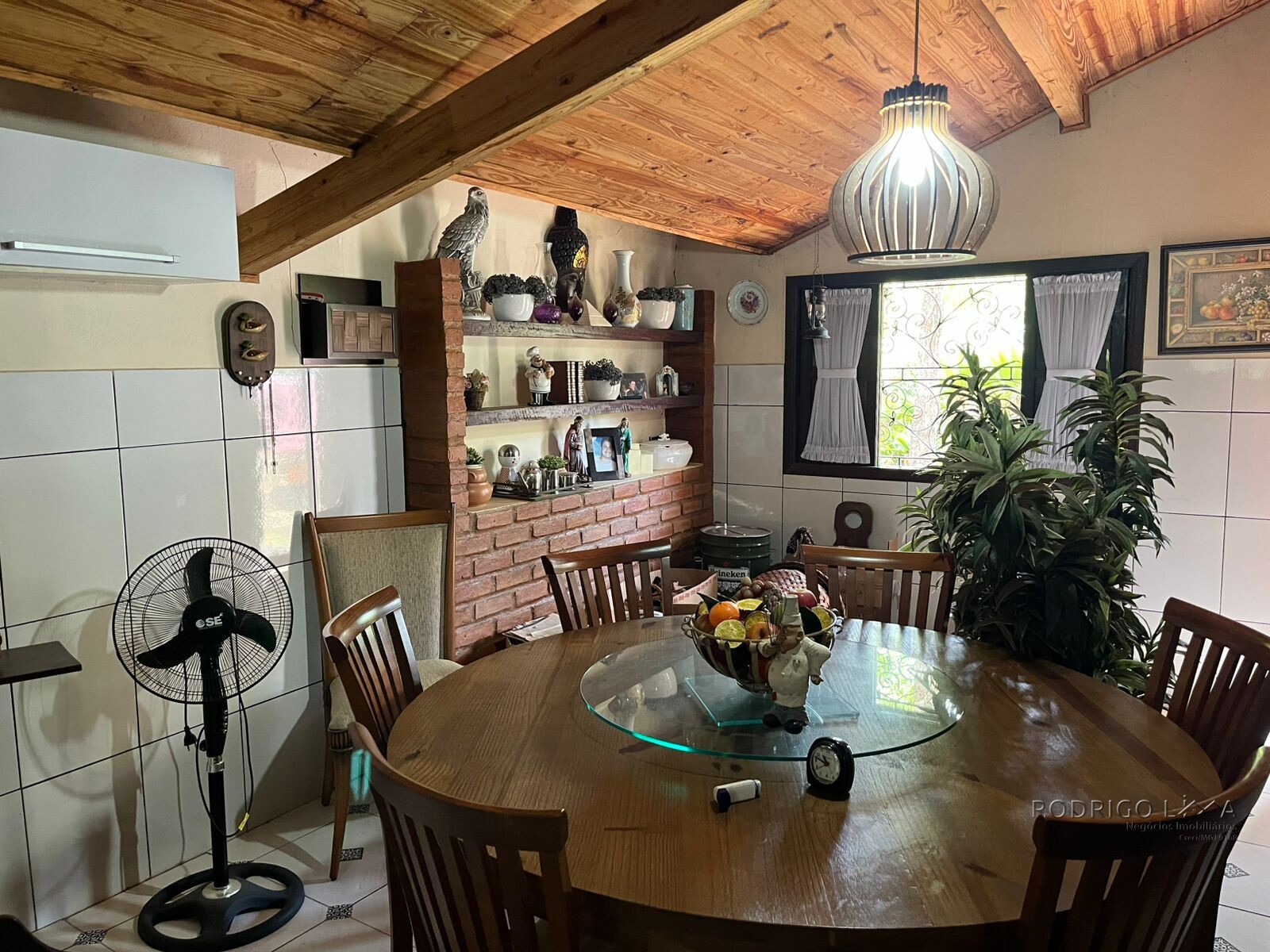 Linda chácara para venda em São Lourenço MG.