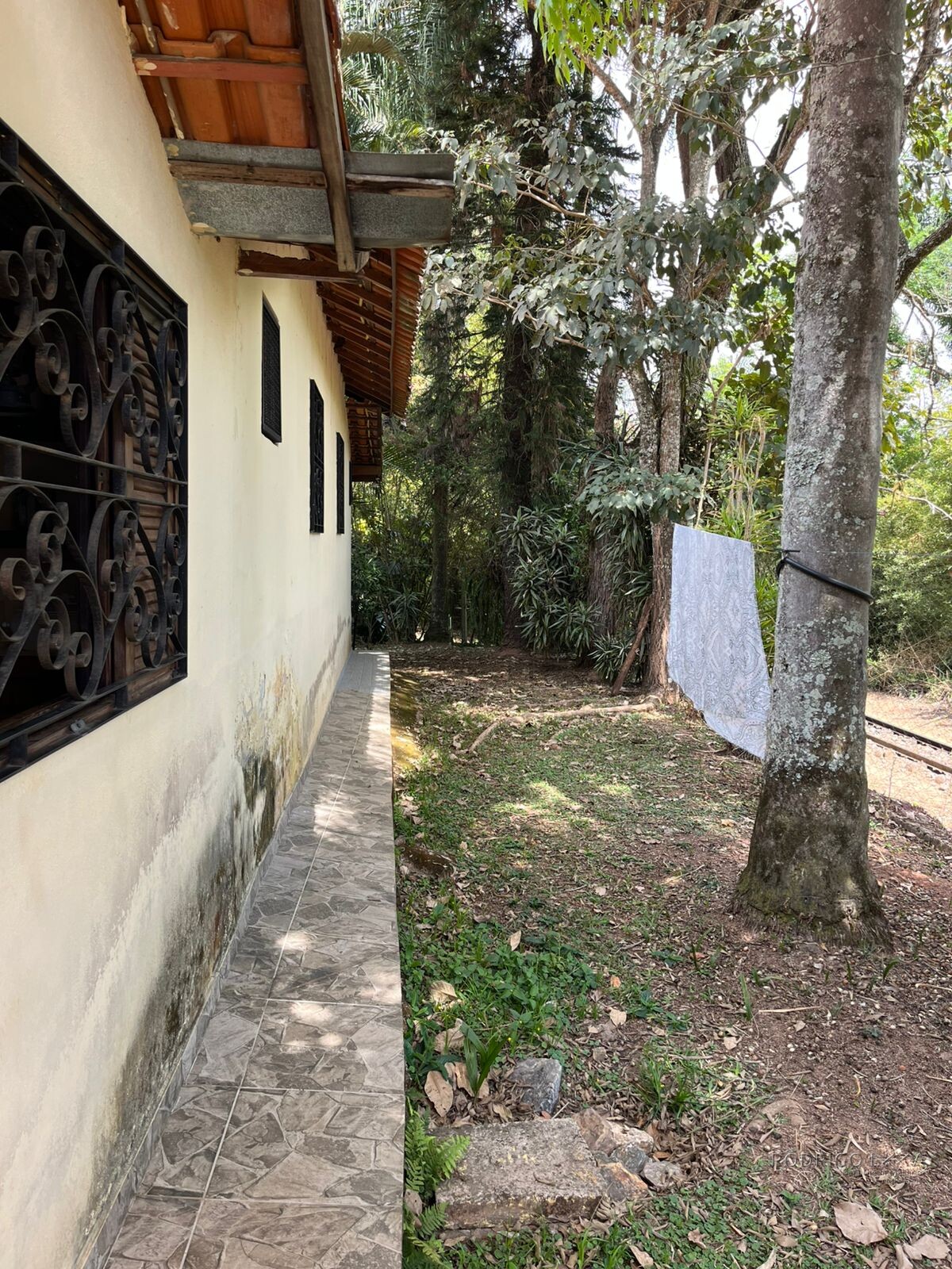 Linda chácara para venda em São Lourenço MG.