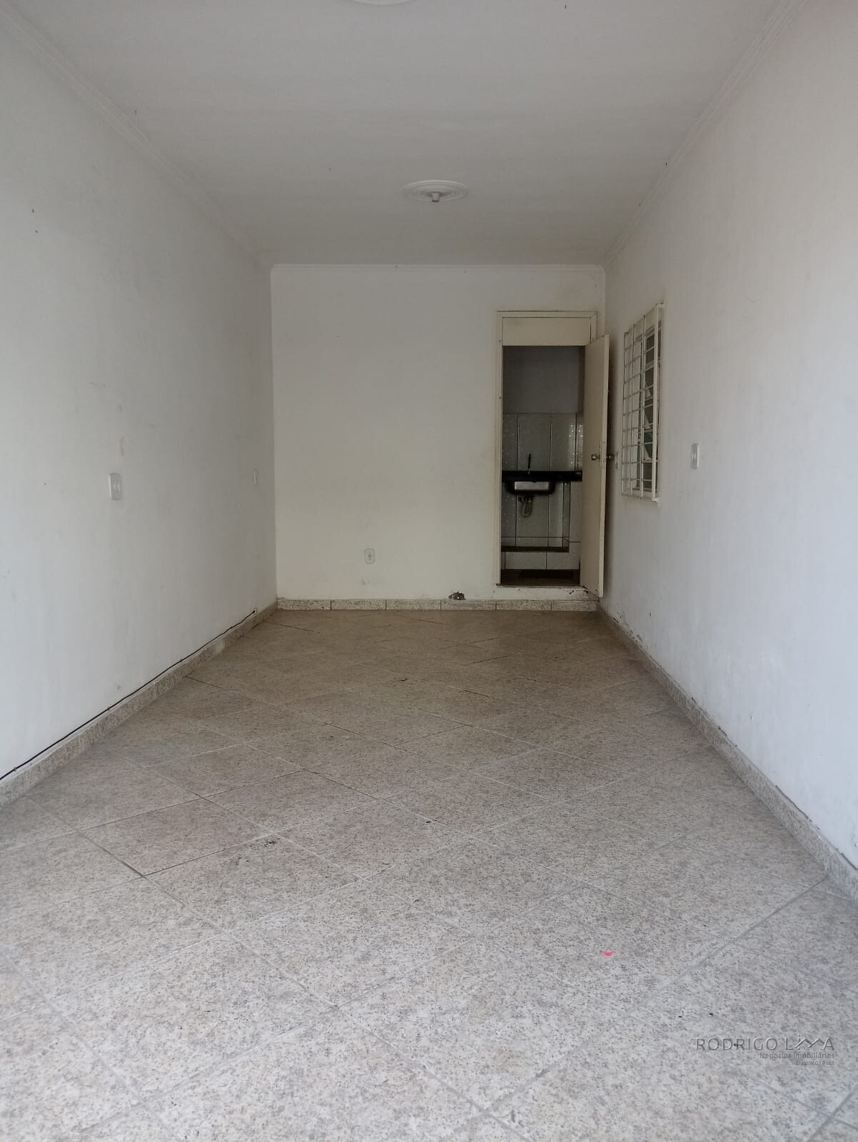 Ponto comercial para venda em São Lourenço MG.