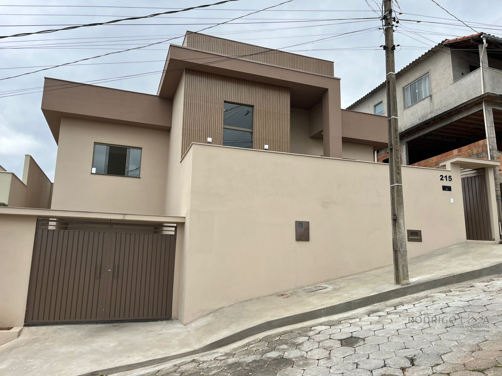 Linda casa pra venda em São Lourenço MG