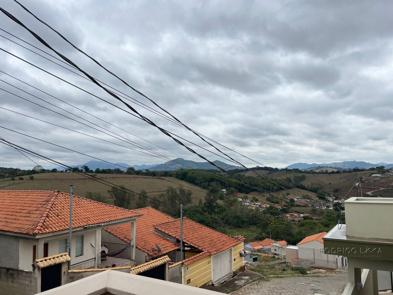 Linda casa pra venda em São Lourenço MG