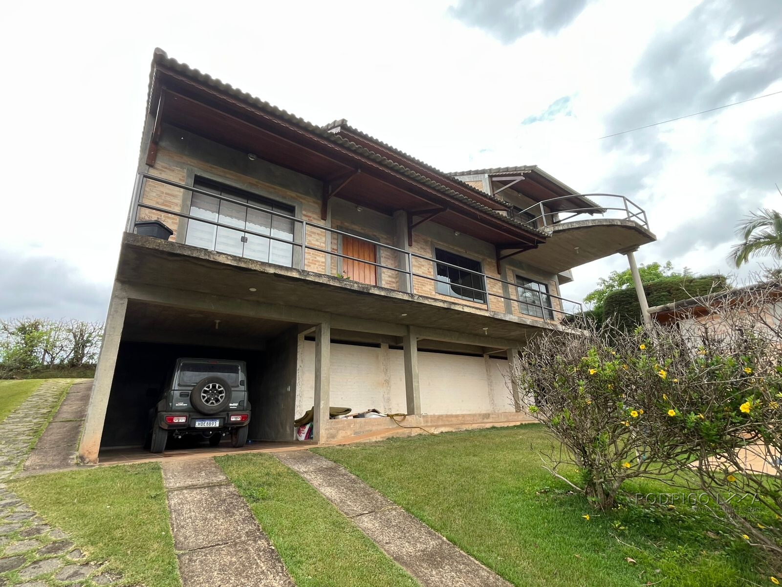 Casa de alto padrão para venda próximo a São Lourenço MG