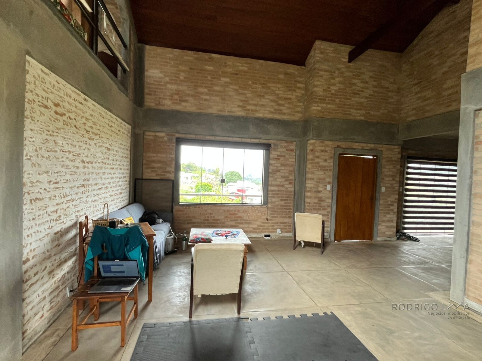 Casa de alto padrão para venda próximo a São Lourenço MG