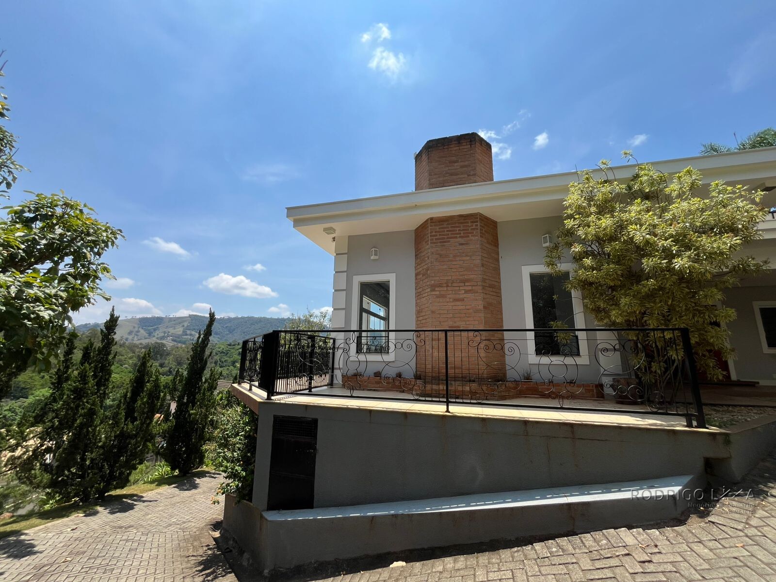 Casa de alto padrão para venda em São Lourenço MG