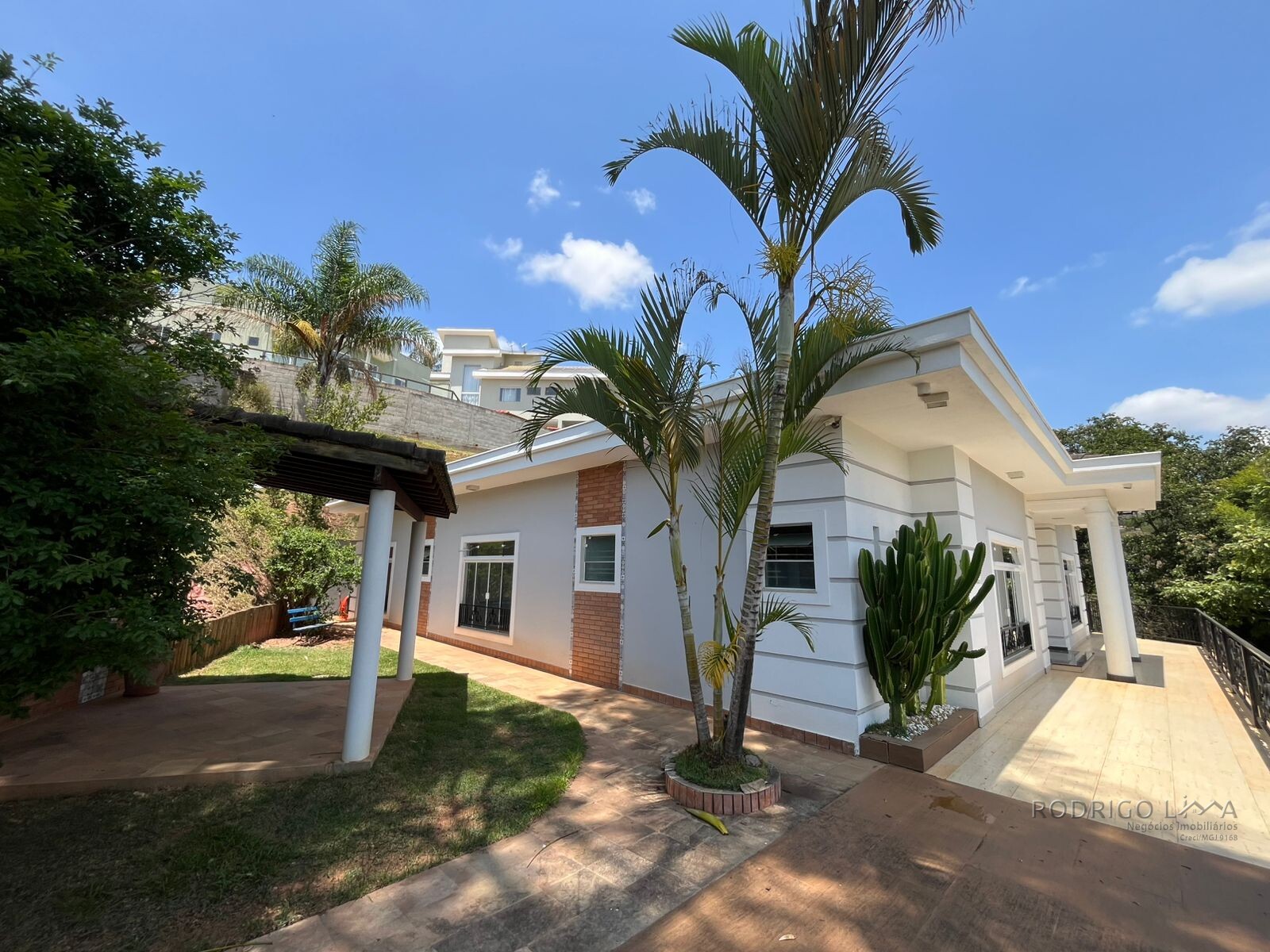 Casa de alto padrão para venda em São Lourenço MG