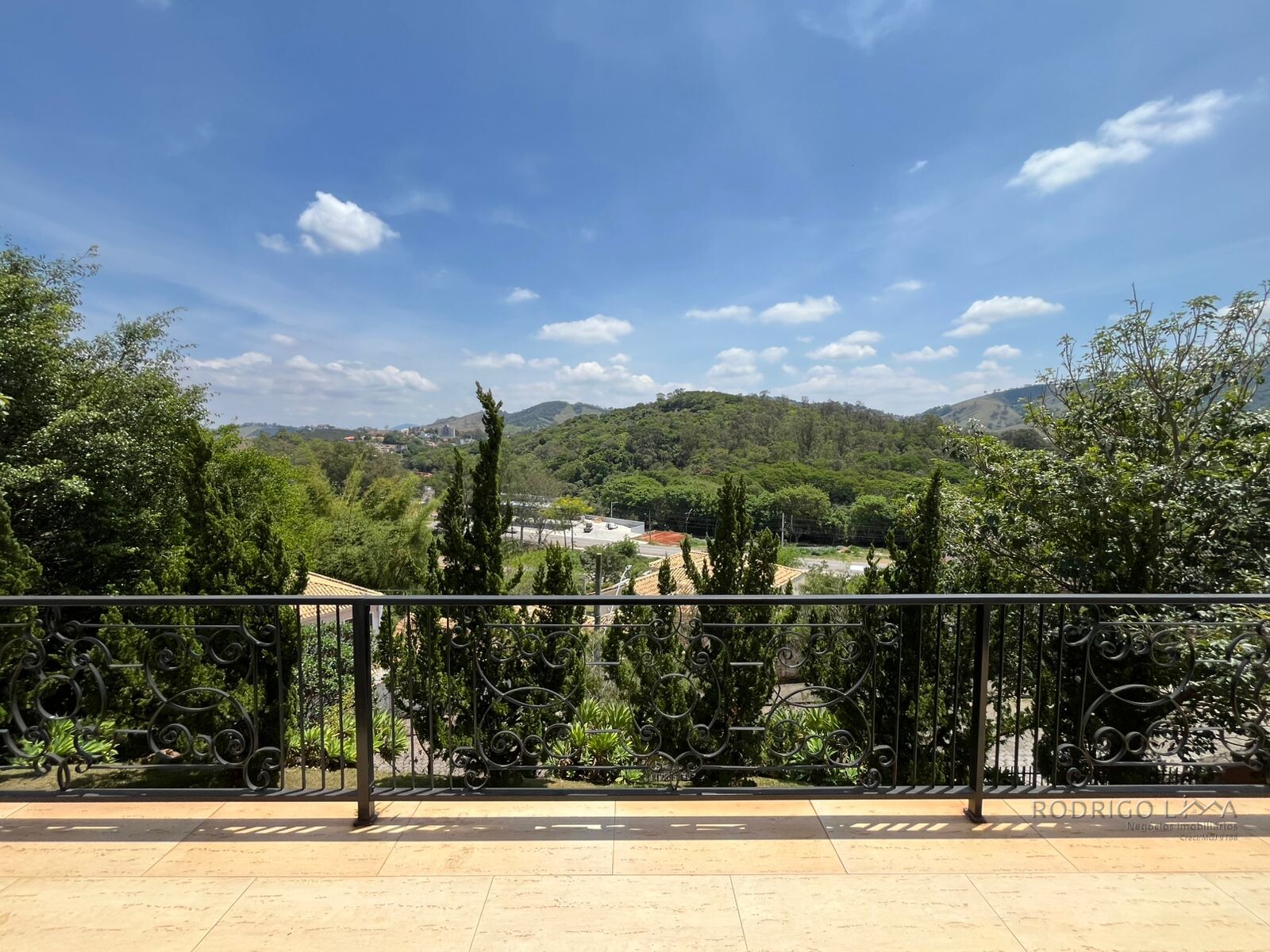 Casa de alto padrão para venda em São Lourenço MG