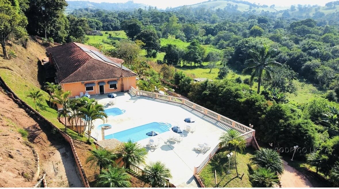 Lindo Hotel Fazenda para venda em Estiva MG.