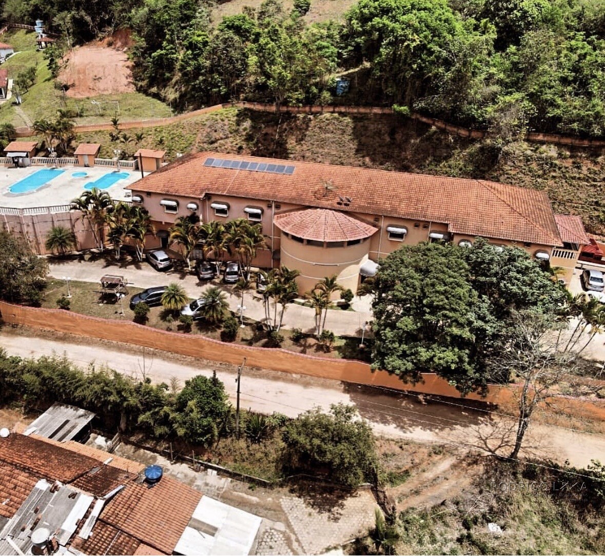 Lindo Hotel Fazenda para venda em Estiva MG.