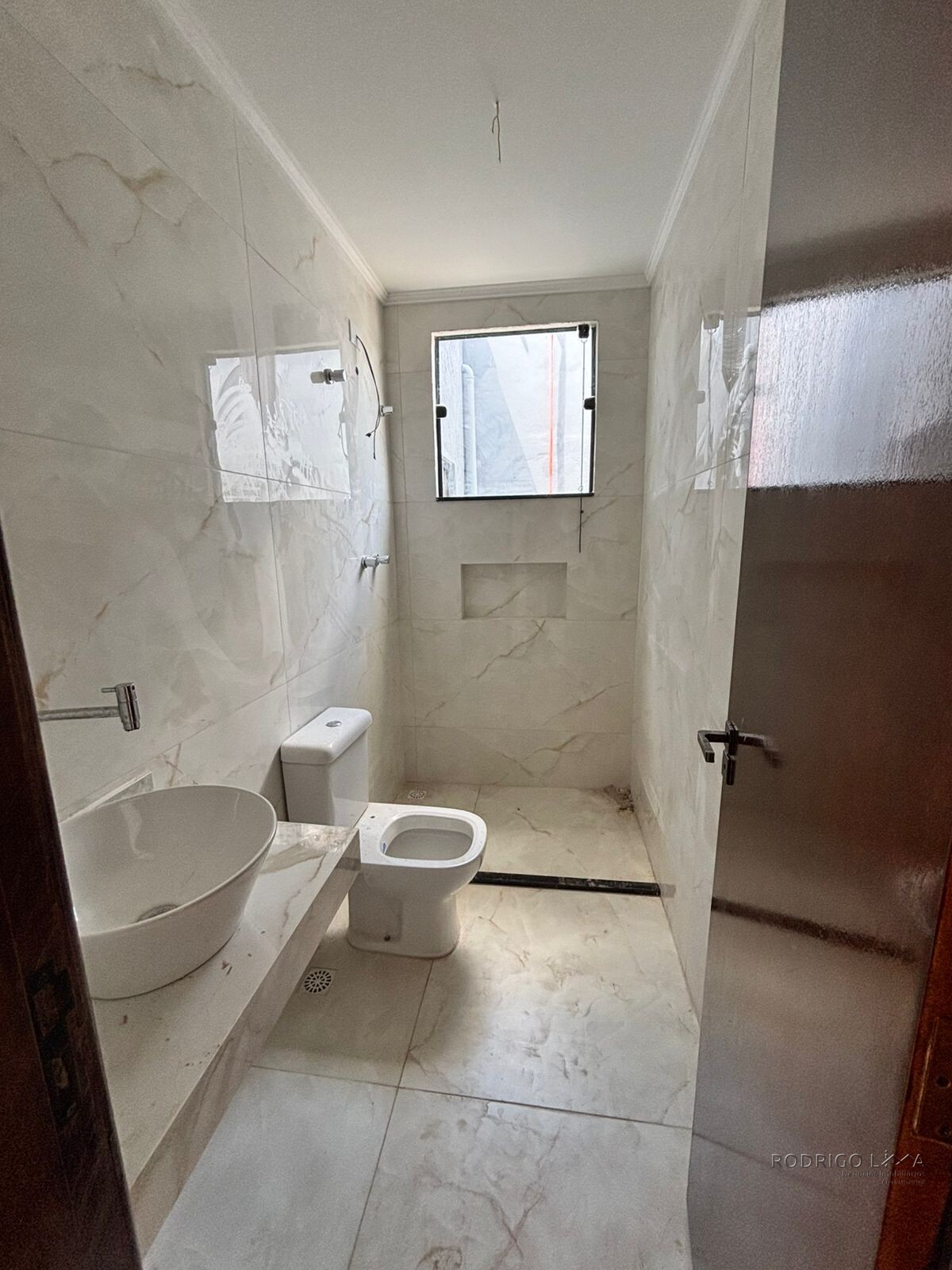 Casa a venda em São Lourenço - MG.