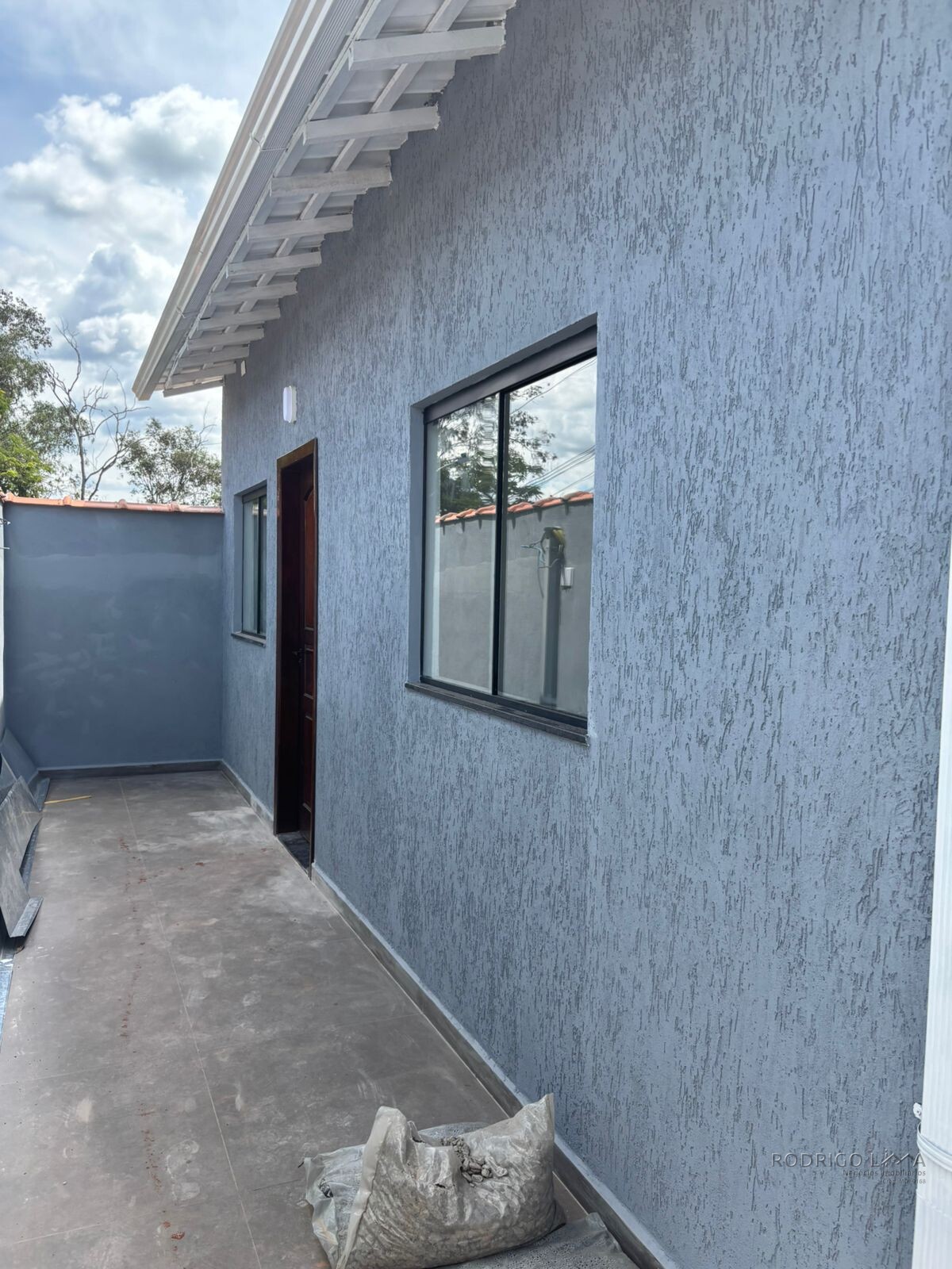 Casa a venda em São Lourenço - MG.