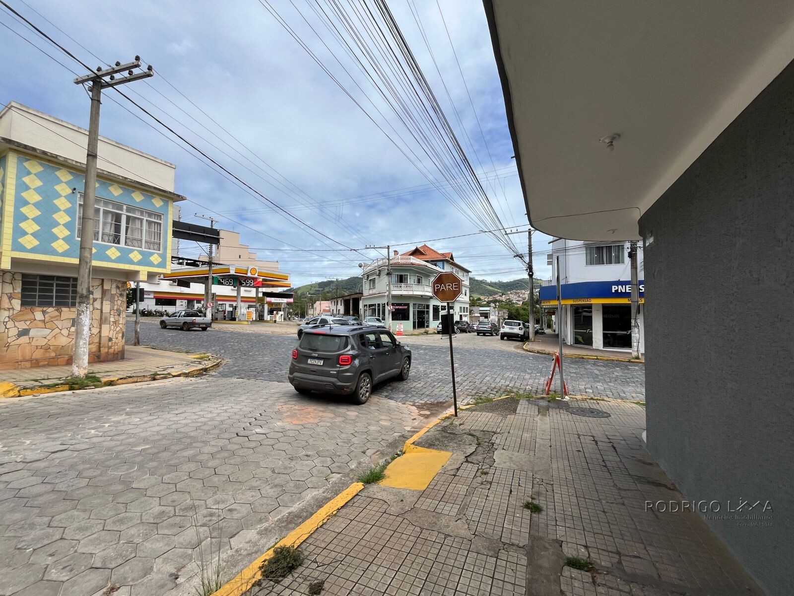 Loja para locação no centro de São Lourenço MG