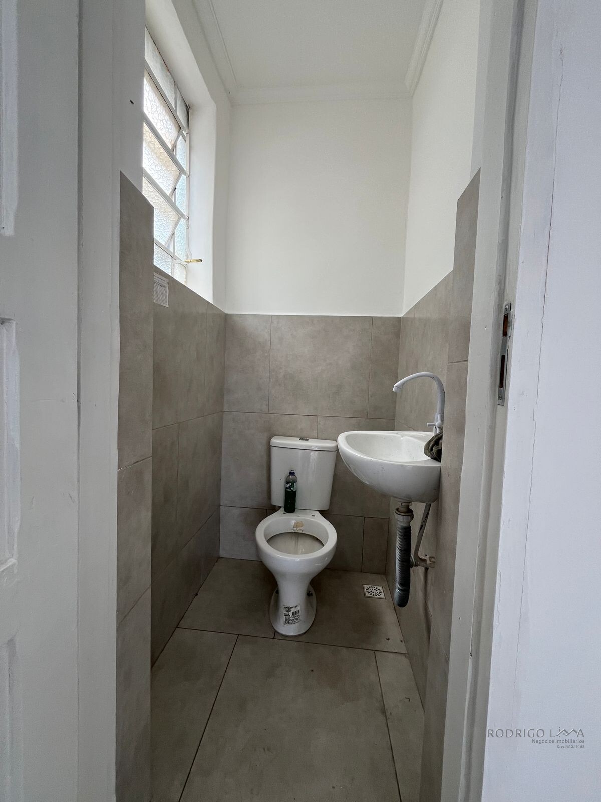 Ponto comercial para locação no centro de São Lourenço MG