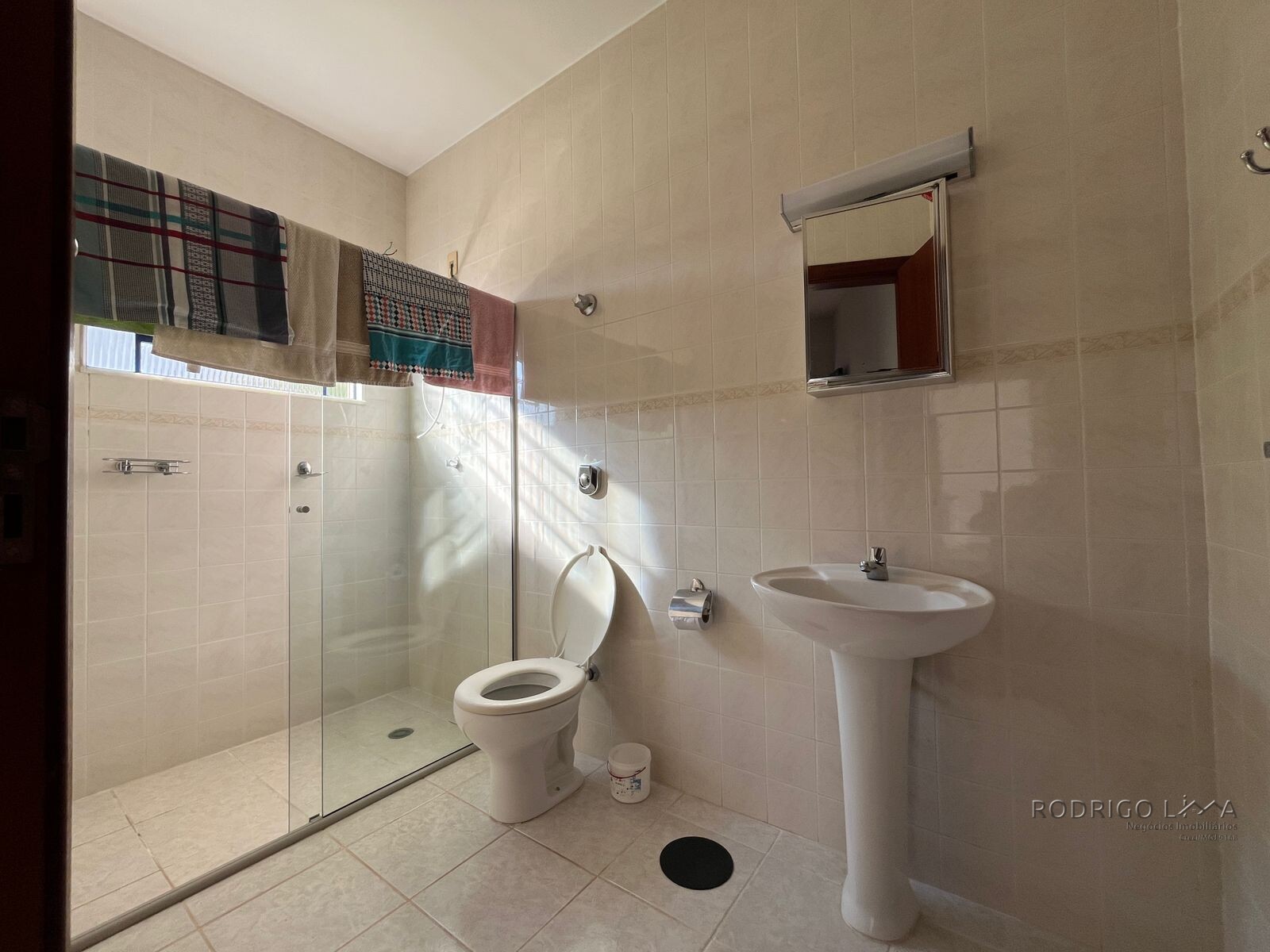 Casa para venda em bairro de alto padrão em São Lourenço MG