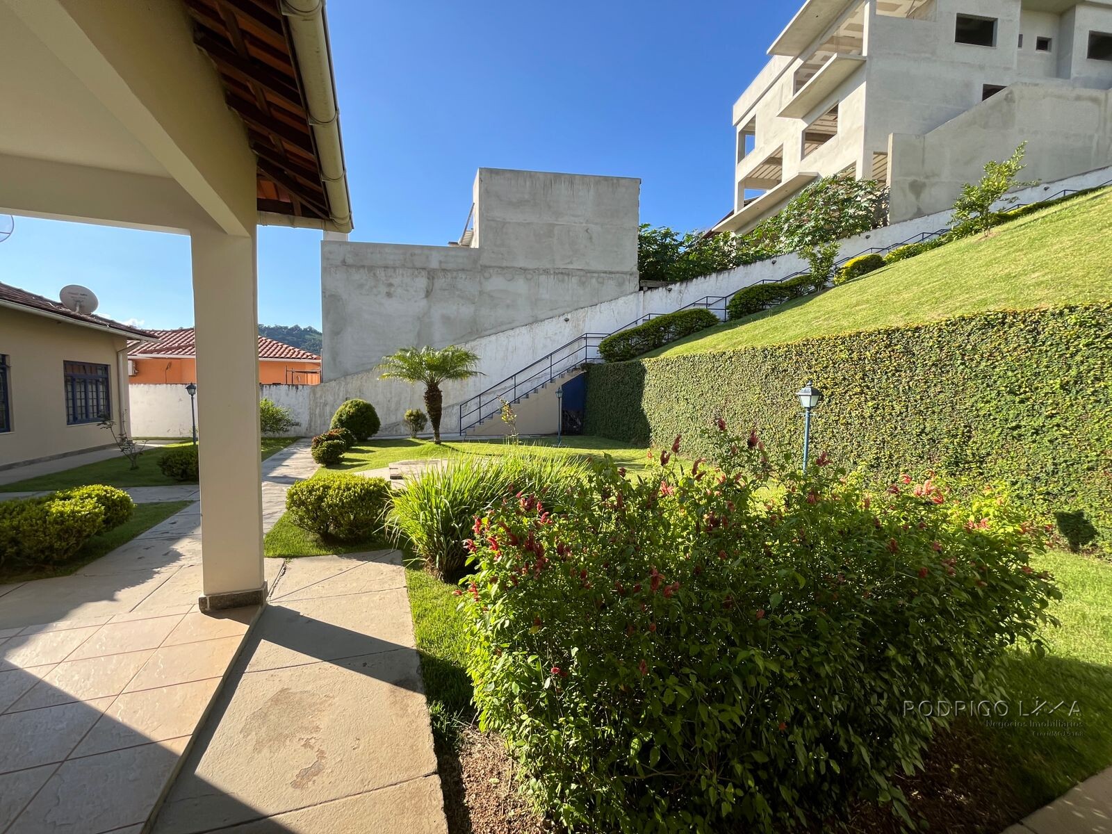 Casa para venda em bairro de alto padrão em São Lourenço MG