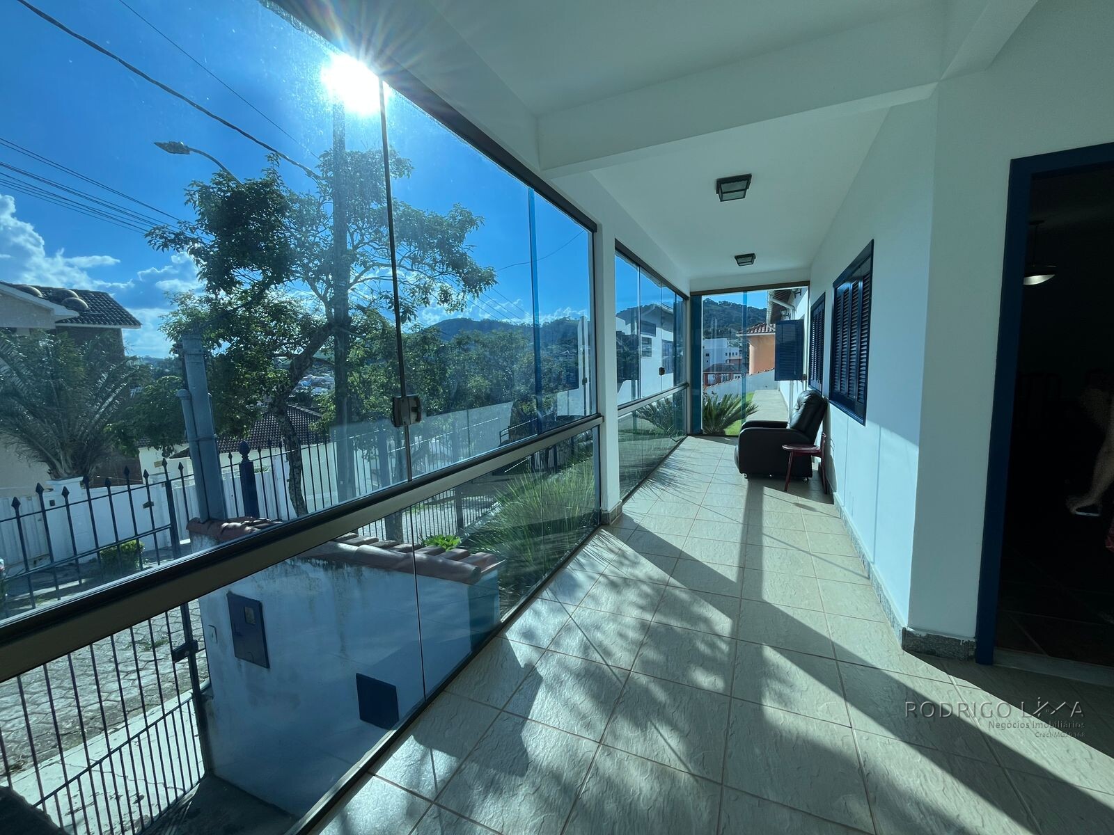 Casa para venda em bairro de alto padrão em São Lourenço MG