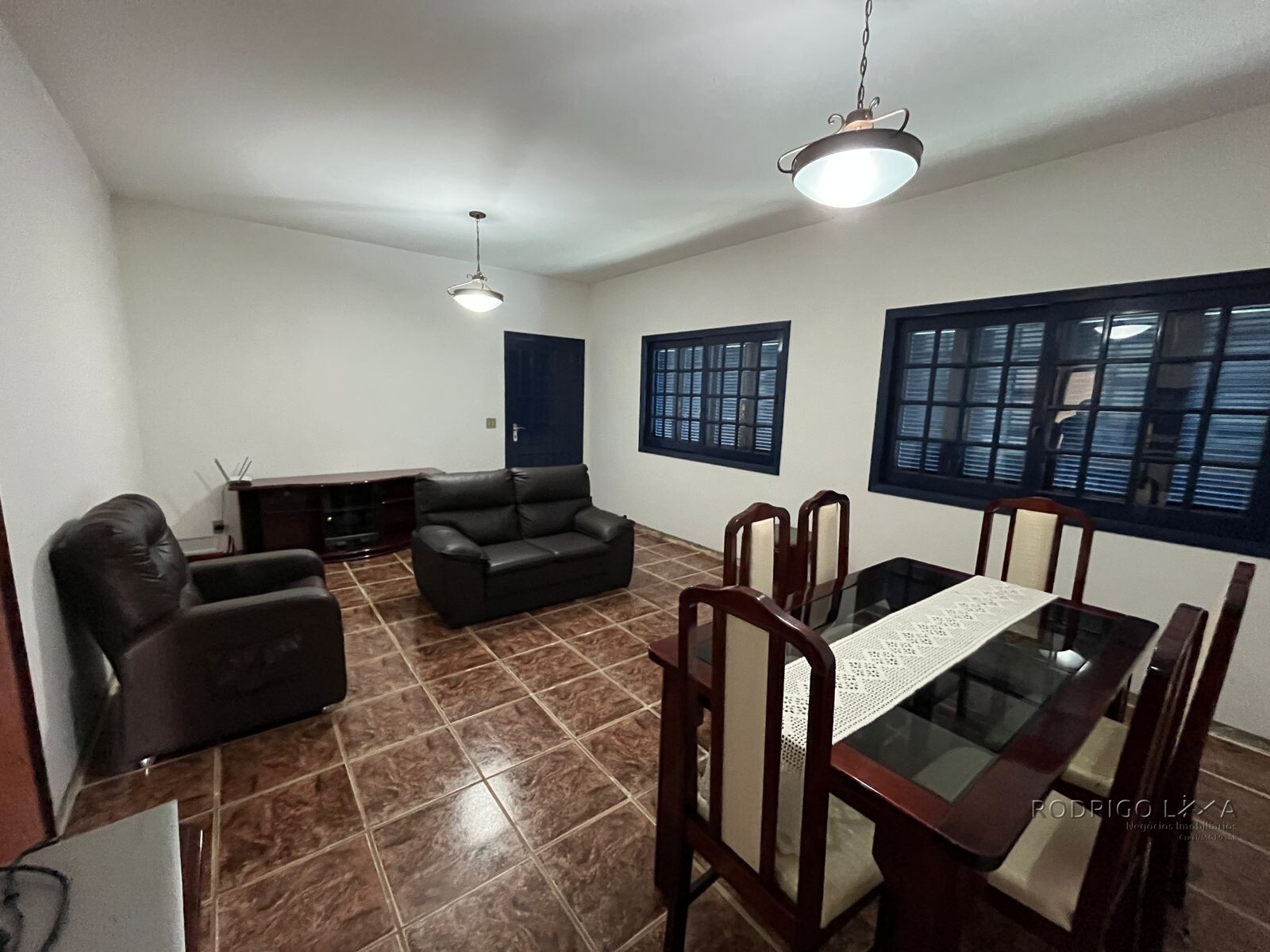 Casa para venda em bairro de alto padrão em São Lourenço MG