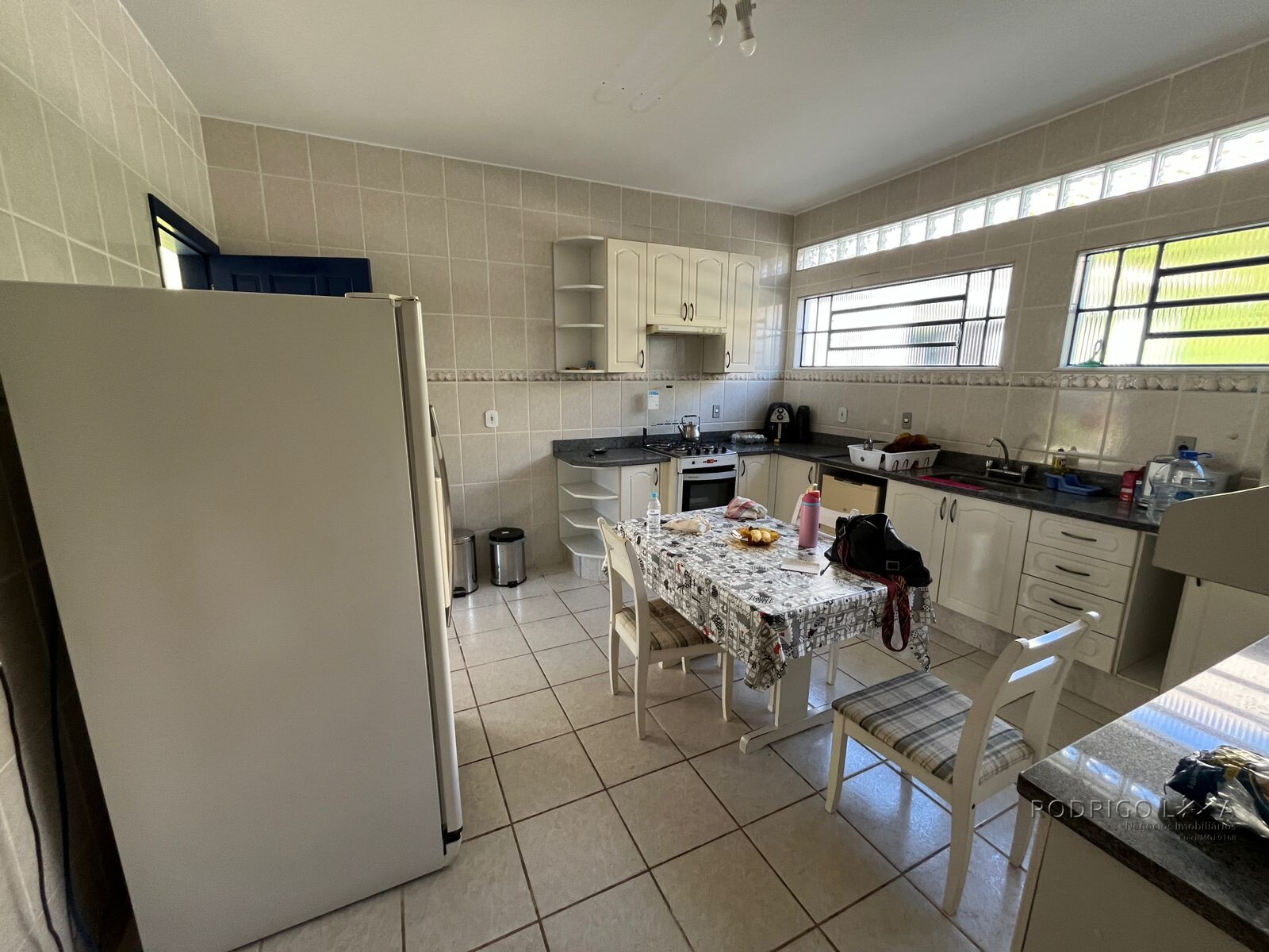 Casa para venda em bairro de alto padrão em São Lourenço MG