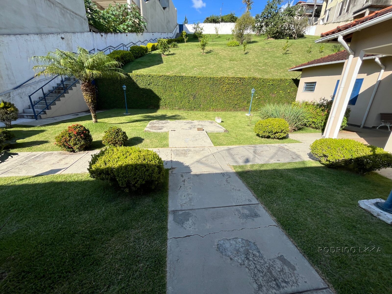 Casa para venda em bairro de alto padrão em São Lourenço MG