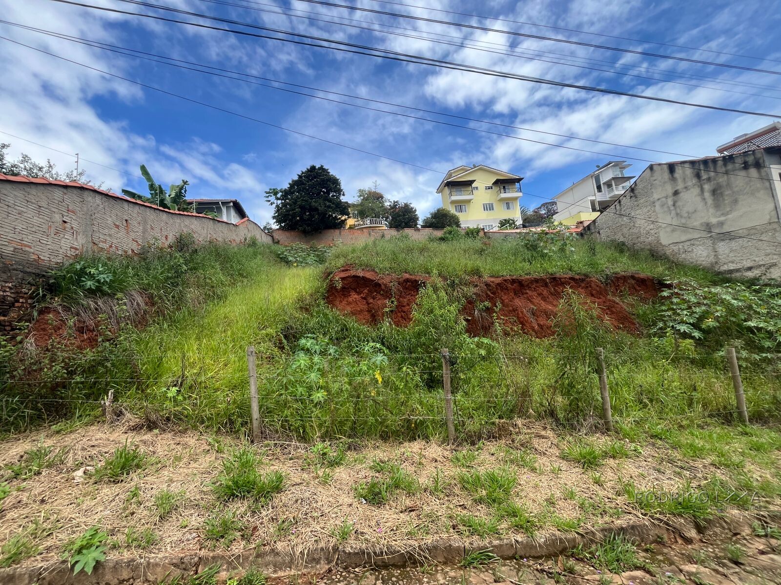 Ótimos lotes para venda em São Lourenço MG