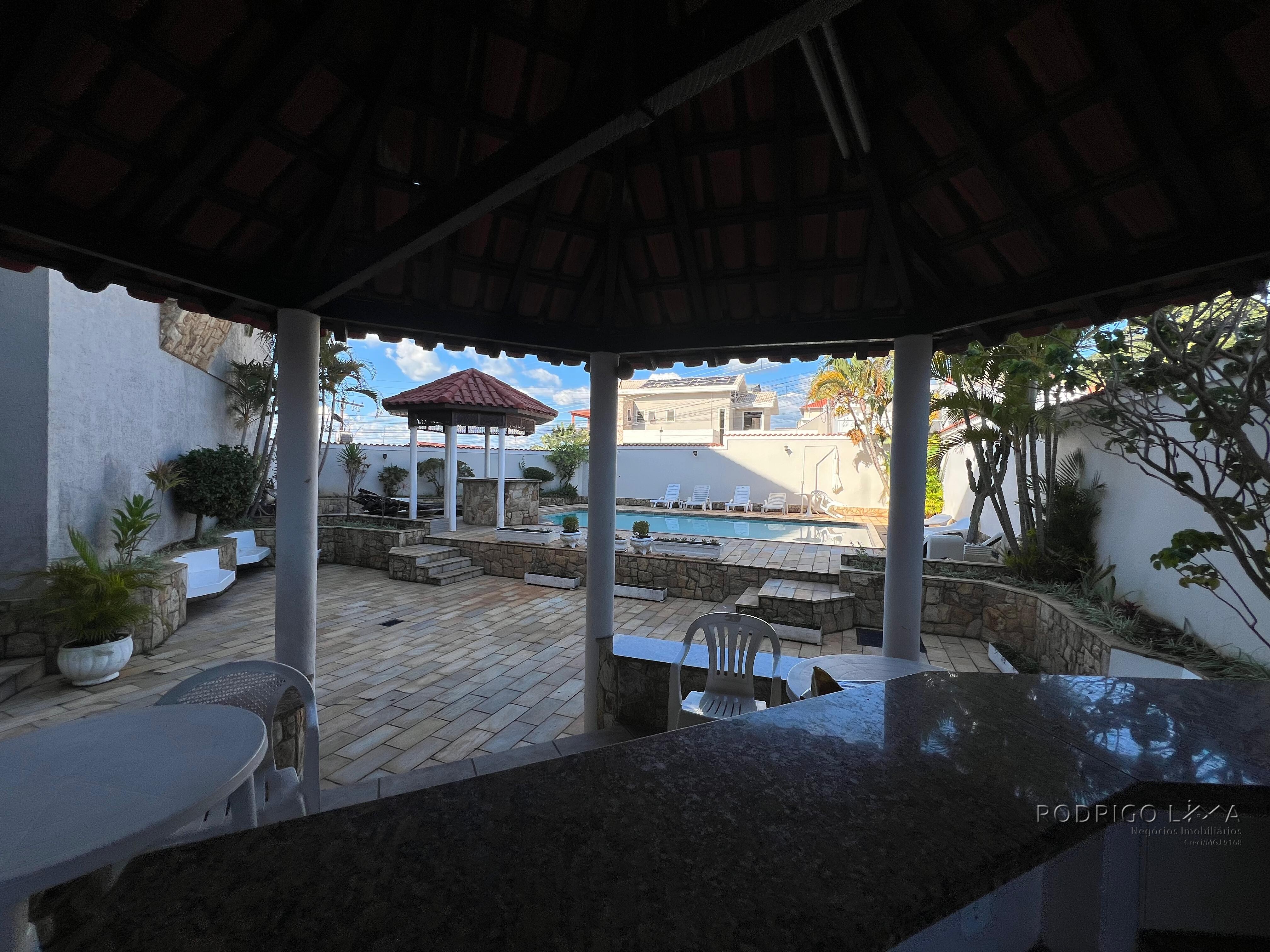 Apartamento de alto padrão para locação em São Lourenço Mg