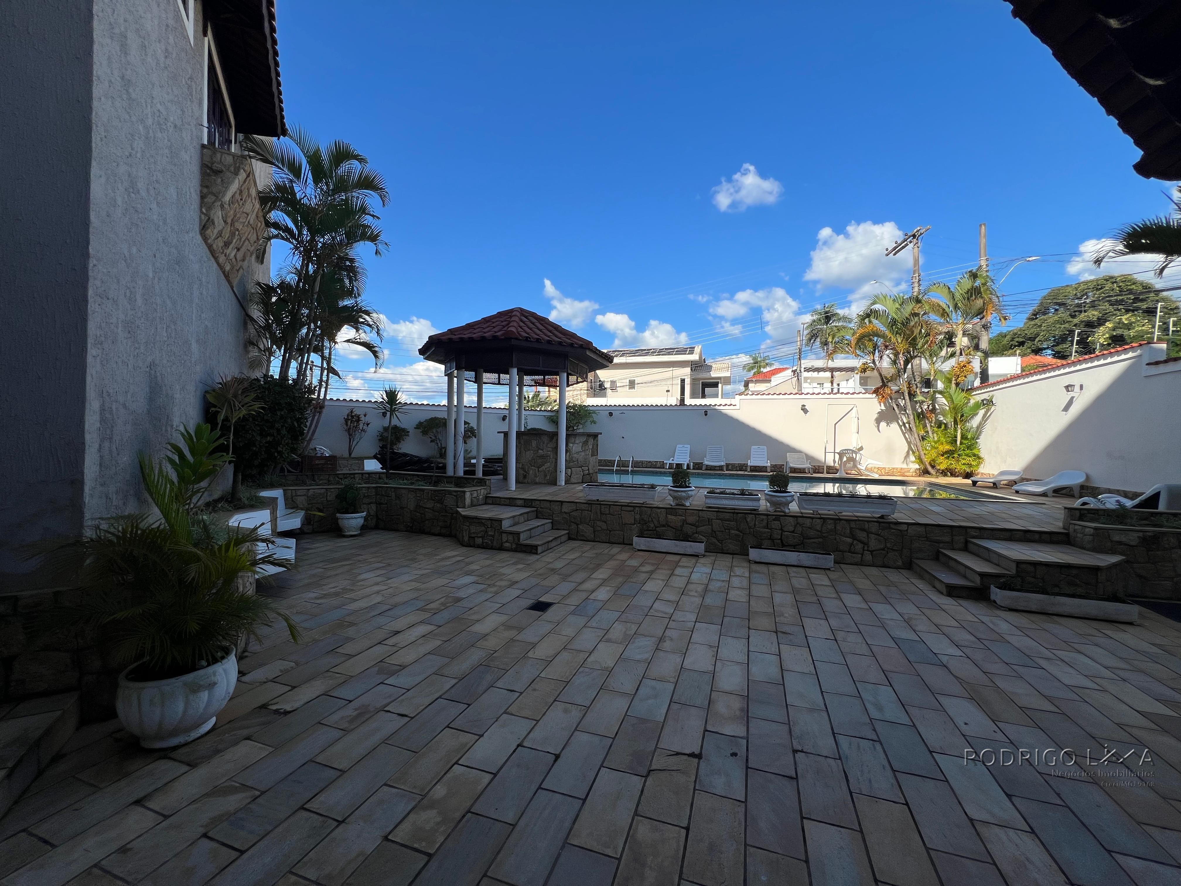 Apartamento de alto padrão para locação em São Lourenço Mg