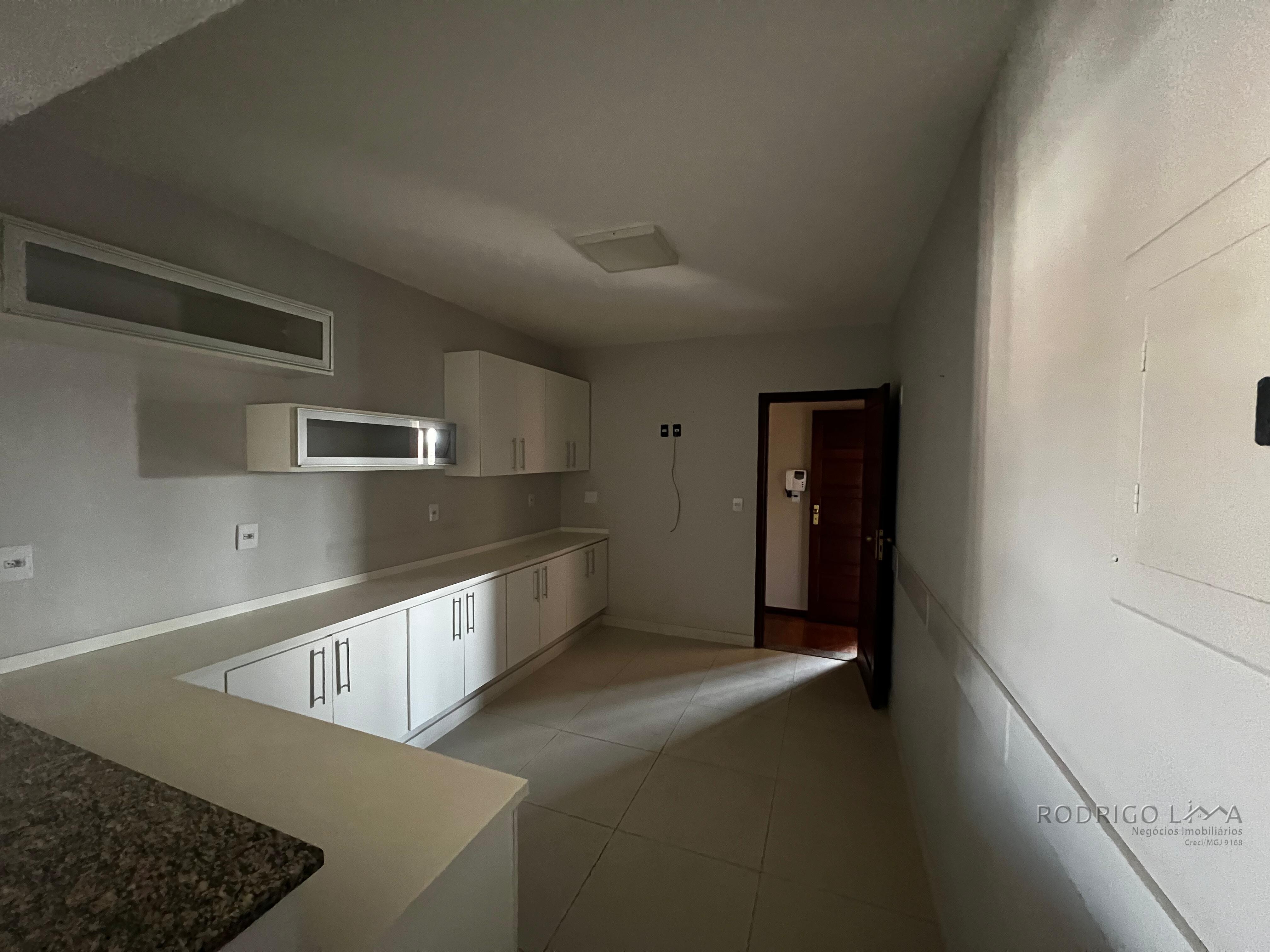 Apartamento de alto padrão para venda em São Lourenço