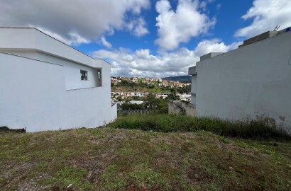 Ótimo lote para venda em São Lourenço MG