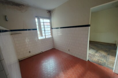 Casa com ponto comercial para venda em São Lourenço MG