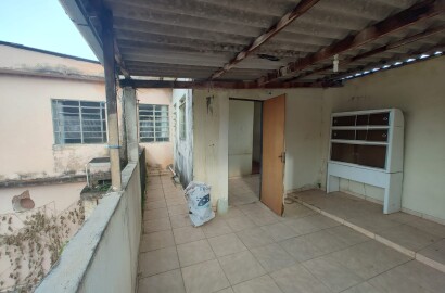 Casa com ponto comercial para venda em São Lourenço MG
