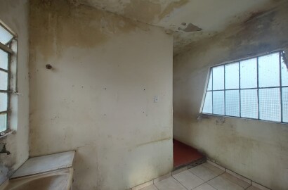 Casa com ponto comercial para venda em São Lourenço MG