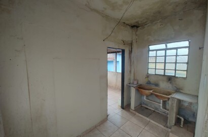 Casa com ponto comercial para venda em São Lourenço MG