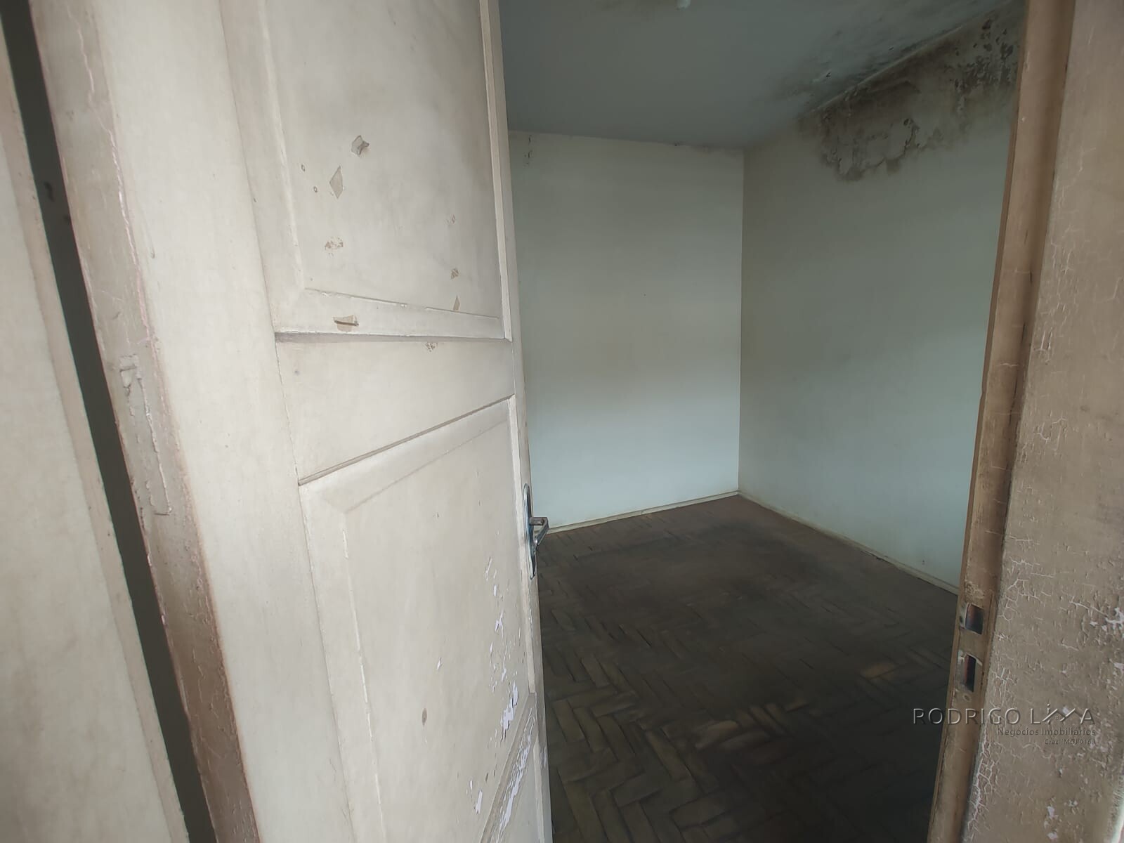 Casa com ponto comercial para venda em São Lourenço MG