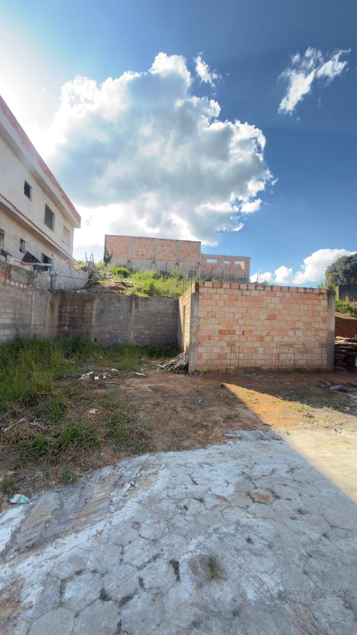 Lote á venda em bairro com alto potencial de valorização