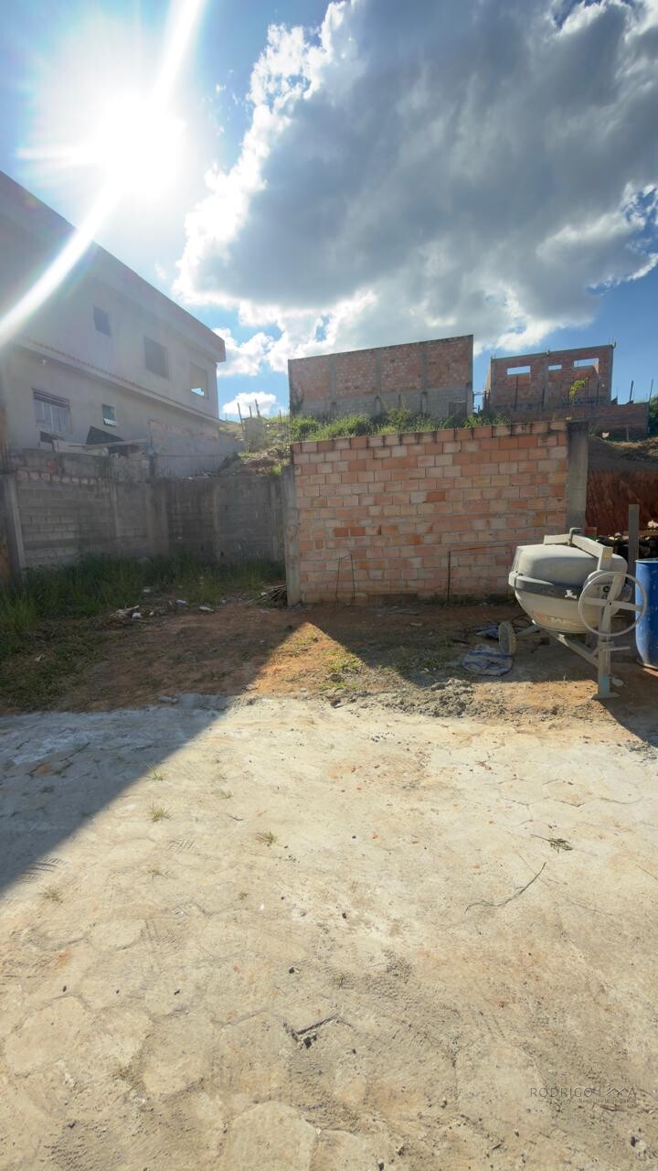 Lote á venda em bairro com alto potencial de valorização