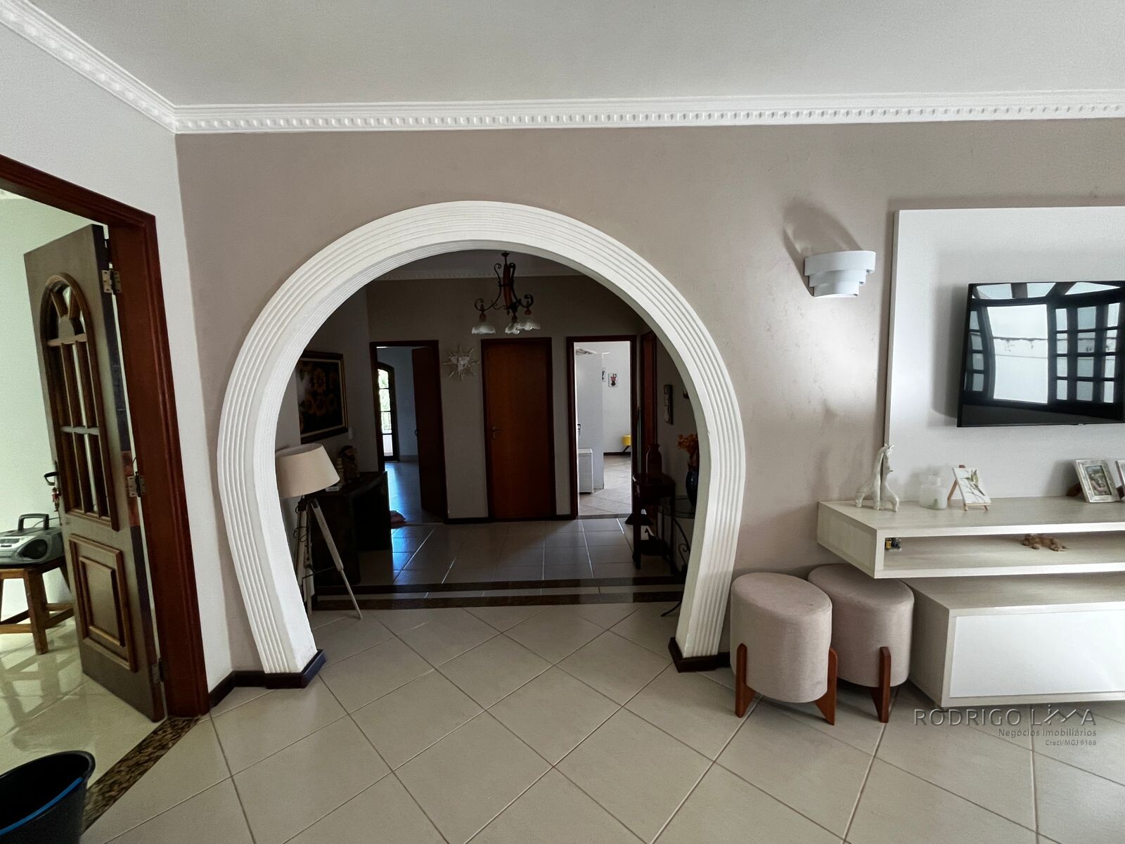 Casa de alto de padrão em bairro nobre de São Lourenço Mg