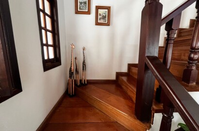 Casa de alto de padrão em bairro nobre de São Lourenço Mg