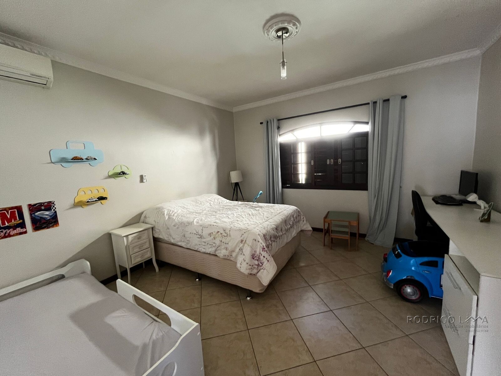 Casa de alto de padrão em bairro nobre de São Lourenço Mg