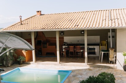 Casa dos sonhos para venda em São Sebastião do Rio Verde MG