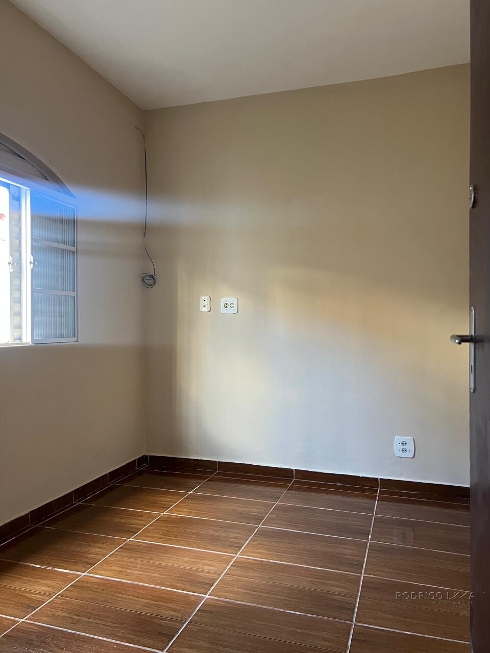 Casa térrea á venda – próximo ao centro de São Lourenço - MG