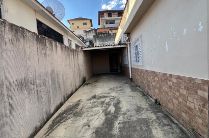 Casa térrea á venda – próximo ao centro de São Lourenço - MG