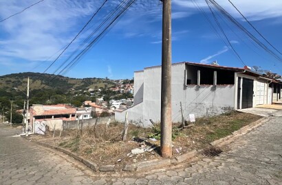 Lote de esquina para venda em São Lourenço MG