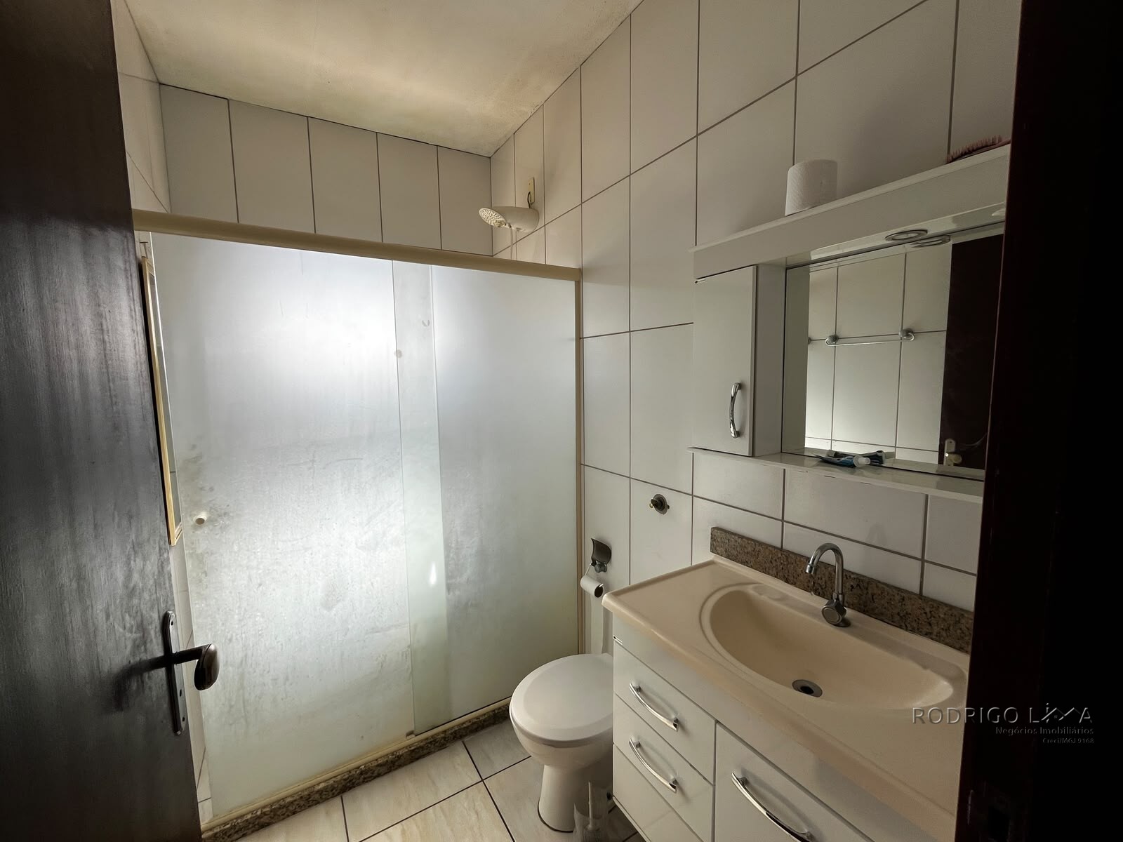 Casa para venda em São Lourenço - MG.