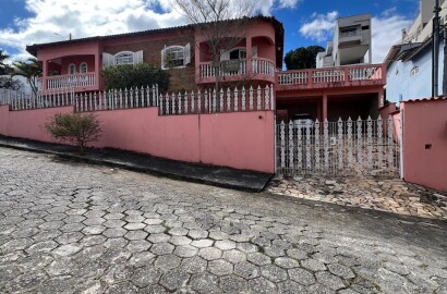Casa para venda em São Lourenço MG