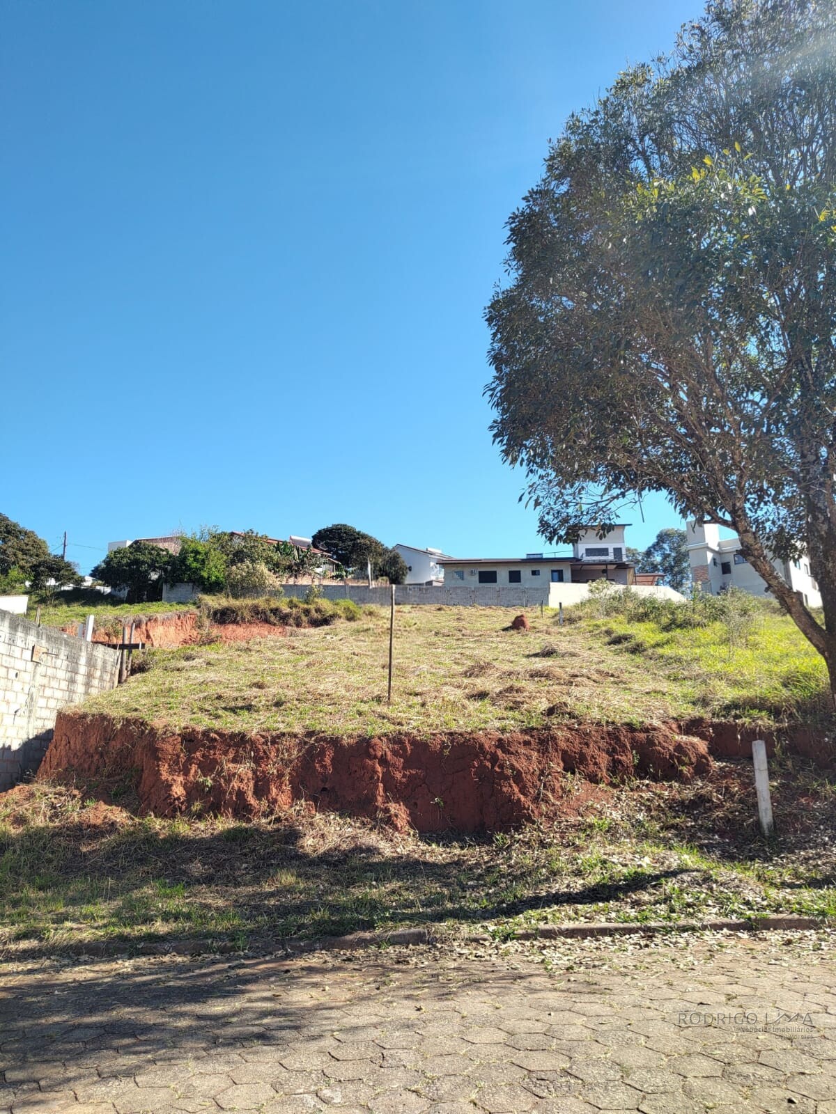 Lote para venda em bairro nobre de São Lourenço MG