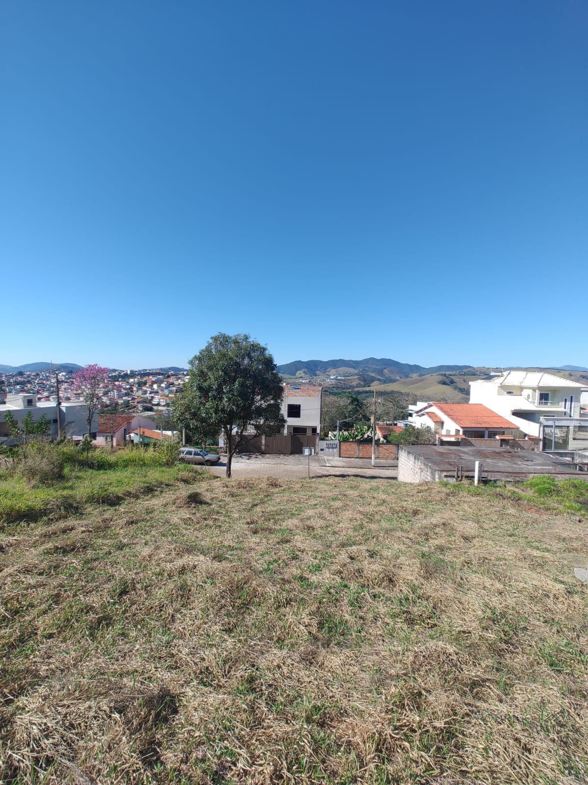 Lote para venda em bairro nobre de São Lourenço MG