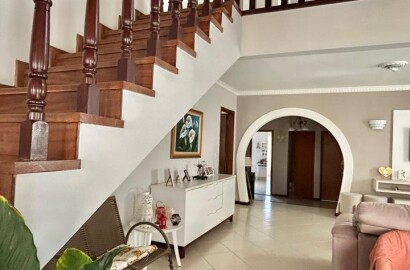 Casa de alto padão para venda em São Lourenço