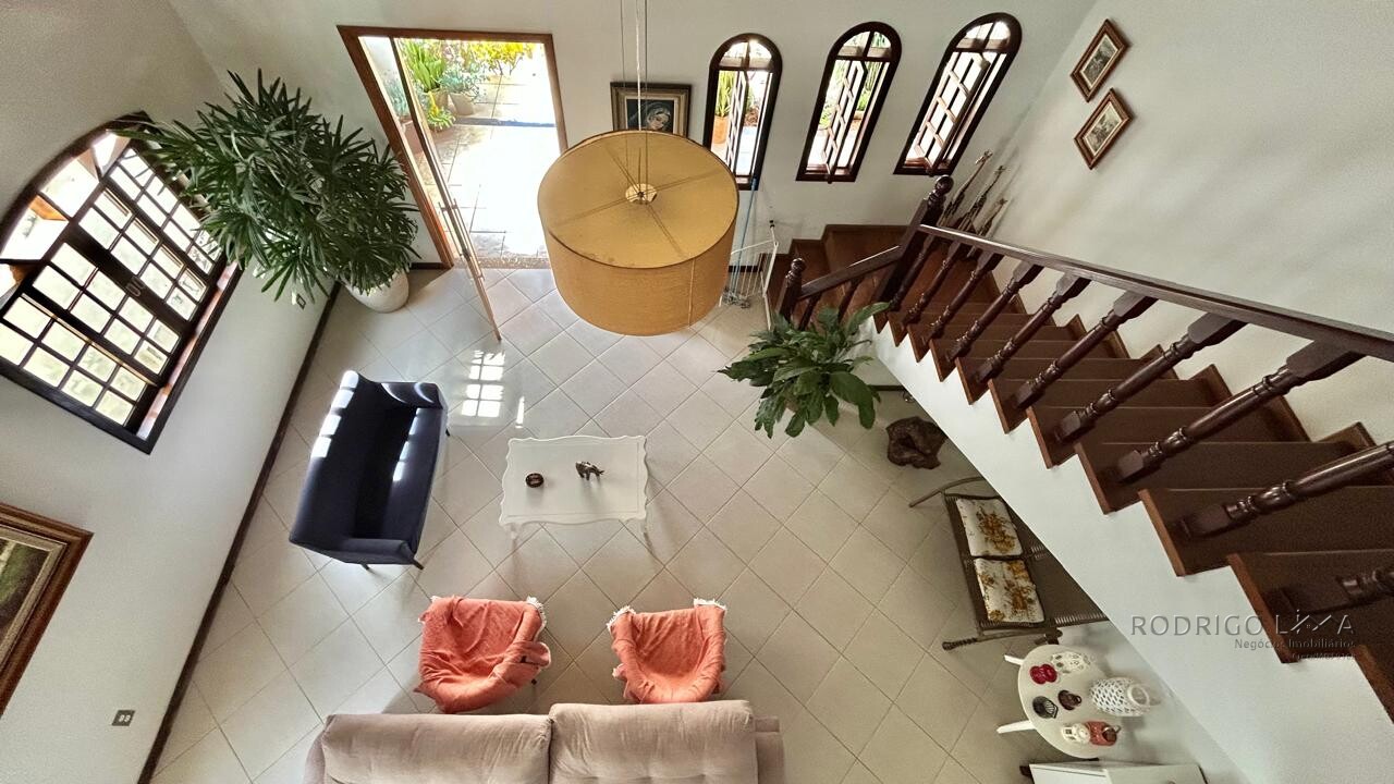 Casa de alto padão para venda em São Lourenço