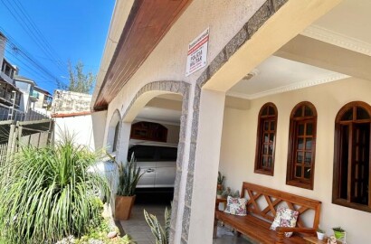 Casa de alto padão para venda em São Lourenço