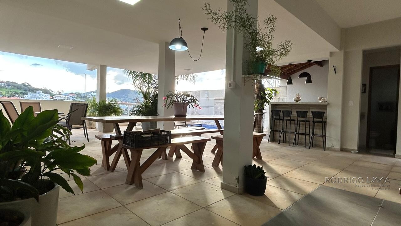 Casa de alto padão para venda em São Lourenço