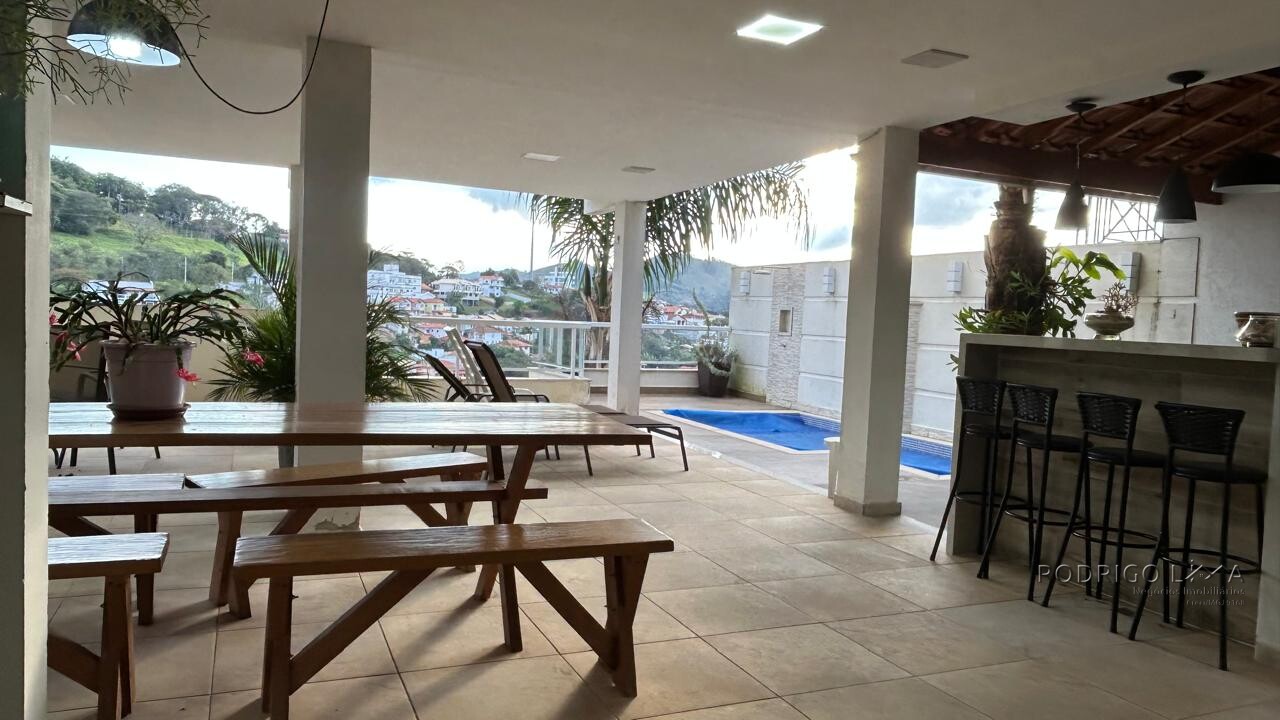 Casa de alto padão para venda em São Lourenço